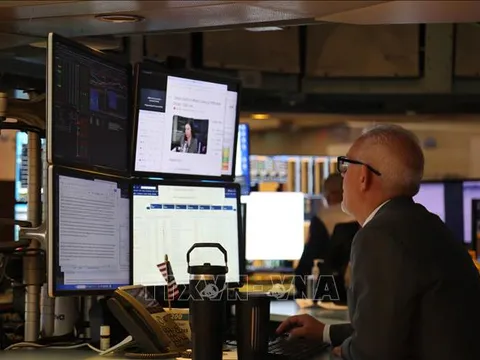 Doanh nghiệp Mỹ đối mặt 'bức tường' thuế quan của Tổng thống Trump
