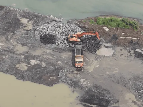 Phá hai đường dây khai thác đá trái phép quy mô lớn tại TP Hồ Chí Minh
