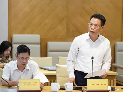 Cần làm gì để thu hút ít nhất 100 chuyên gia hàng đầu về nước làm việc vào tháng 8?