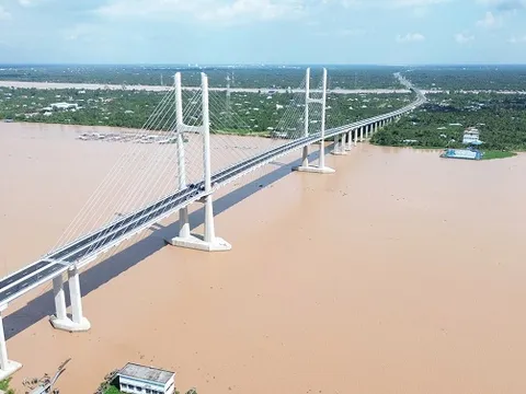 Sắp khánh thành cầu Rạch Miễu 2