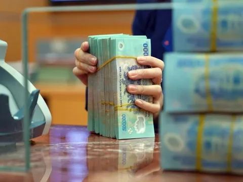 Rủi ro chậm trả trái phiếu: Bất động sản vẫn là tâm điểm