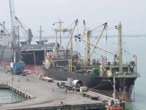 Động lực trở thành cực tăng trưởng khu vực