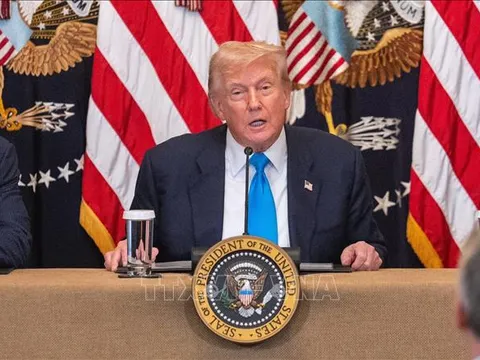 Tổng thống Mỹ Donald Trump gia hạn hoãn áp thuế với Trung Quốc thêm 90 ngày