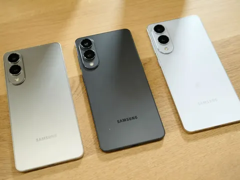 Samsung Galaxy S25 Edge giảm giá gần 8 triệu đồng tại Việt Nam