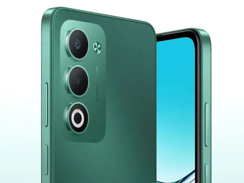 Smartphone độ bền quân đội, chống nước, RAM 8 GB, giá 5,29 triệu tại Việt Nam