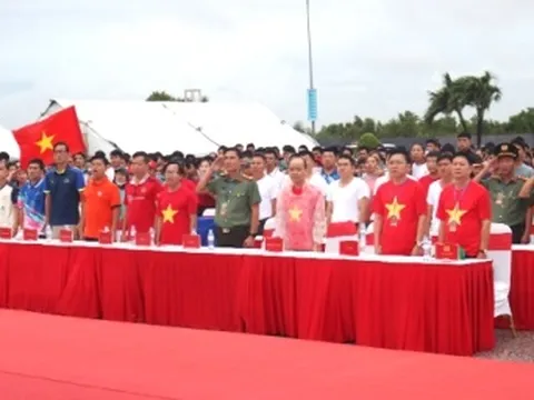 Doanh nghiệp An Giang tham gia sự kiện đi bộ “Cùng Việt Nam tiến bước”