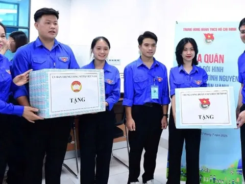 Bắc 'nhịp cầu số' giữa Mặt trận và nhân dân