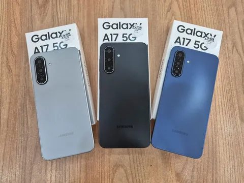 Smartphone Samsung RAM 8 GB, chống nước, giá hơn 6 triệu đồng tại Việt Nam