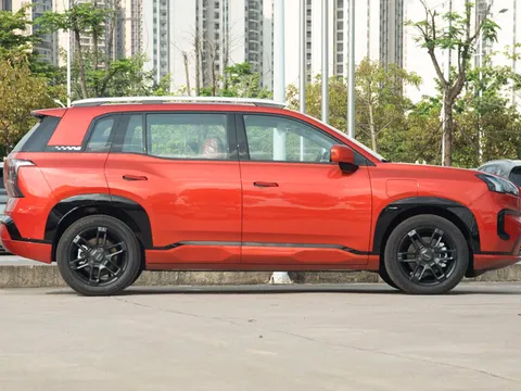 SUV hạng C công suất 224 lực, trang bị ấn tượng, giá hơn 400 triệu đồng