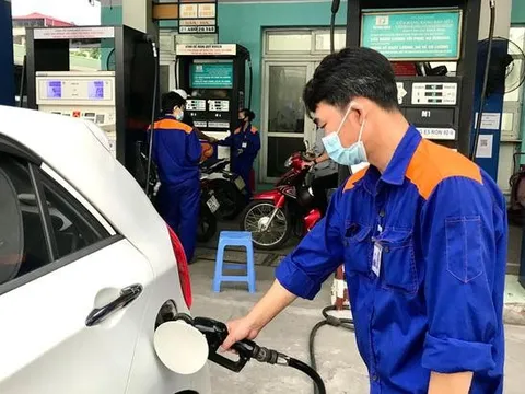 Xăng dầu đồng loạt tăng giá