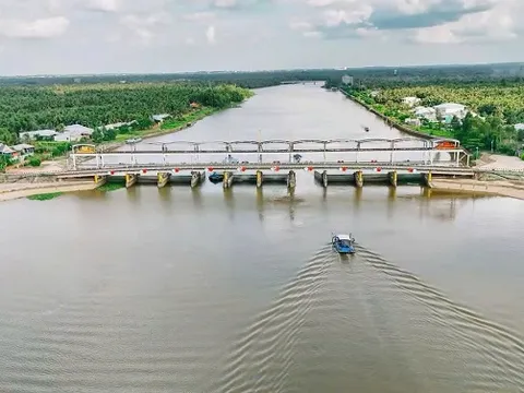 Vĩnh Long hiện đại hóa hệ thống thủy lợi, kiểm soát nguồn nước ngọt