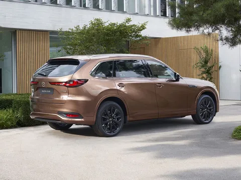 Mazda giới thiệu SUV hạng sang dùng động cơ PHEV, giá hơn 2 tỷ đồng