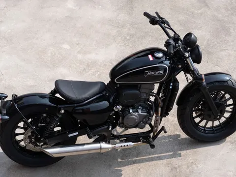 Xe côn tay 125 phân khối, thiết kế cá tính, giá hơn 92 triệu đồng