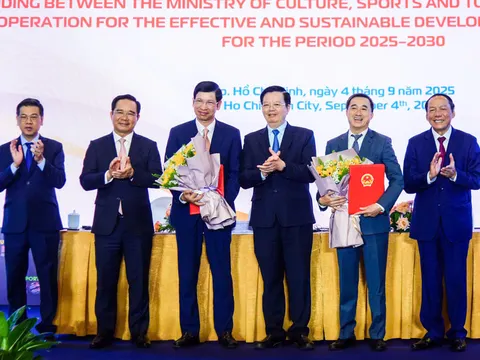 Chuyển đổi số và chuyển đổi xanh: “Chìa khóa vàng” cho du lịch bền vững