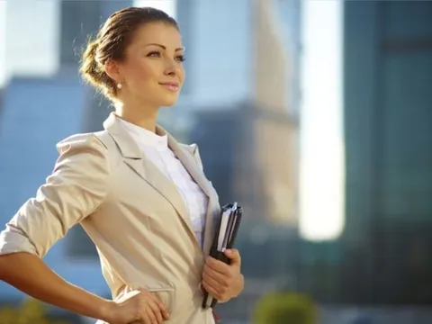 7 bí quyết quản lý tài chính giúp phụ nữ thành công giữ vững phong độ và tự do kinh tế