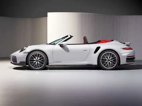 Porsche 911 Turbo S 2026 trình làng: Công suất 711 mã lực, giá hơn 7,1 tỷ đồng