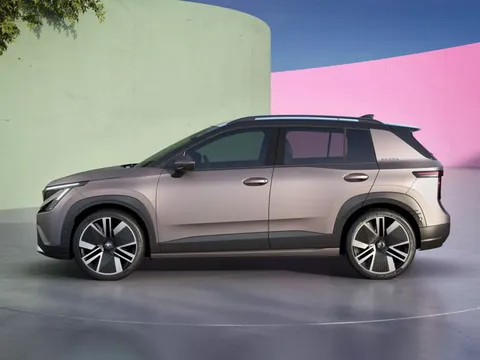 SUV đô thị đẹp long lanh, công suất 208 mã lực, giá gần 790 triệu đồng