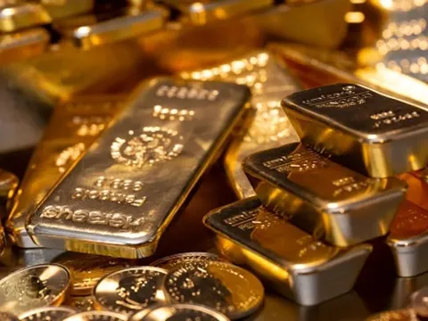 Giá vàng giữ gần mức đỉnh lịch sử sau số liệu lạm phát Mỹ
