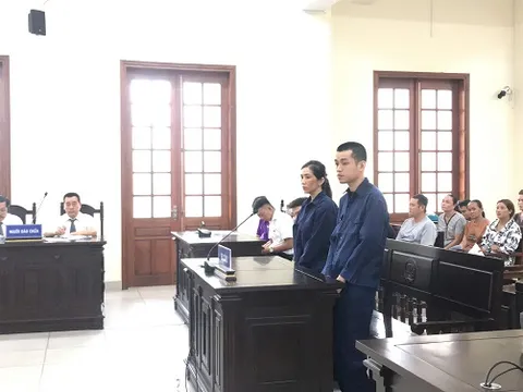 Bẫy 'vay không cần trả' biến gần 100 người dân thành con nợ
