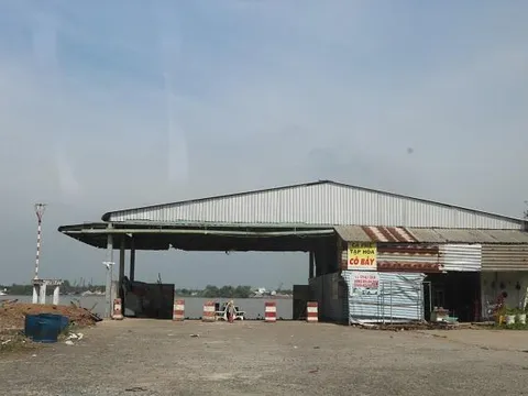 Cần Thơ: Sẽ đấu giá để đưa bến phà Cồn Khương hoạt động lại