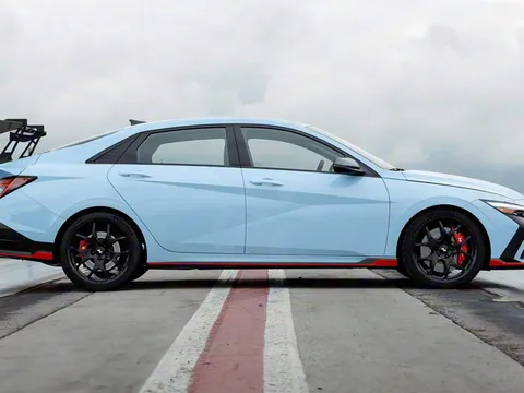 Hyundai Elantra N TCR Edition ra mắt: Số lượng có hạn, giá hơn 1,1 tỷ đồng