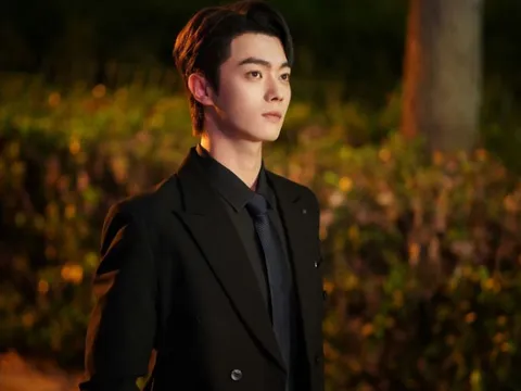 Vạch mặt 5 chiêu trò thường thấy ở 'tổng tài' giả giàu