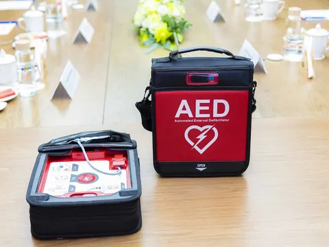 Triển khai dự án đặt máy khử rung tim tự động cho cộng đồng