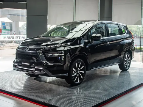 Mitsubishi Xpander và Xpander Cross 2025 vừa ra mắt tại Việt Nam có gì đáng chú ý?