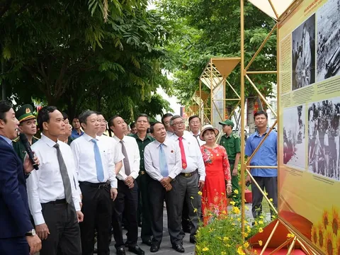 Khai mạc triển lãm kỷ niệm 80 năm Ngày Nam Bộ kháng chiến