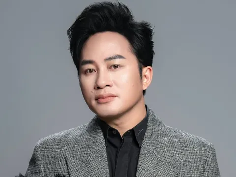 Ca sĩ Tùng Dương và nhóm bạn ủng hộ 1 tỷ đồng cho 5 tỉnh bị bão Bualoi