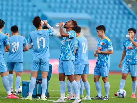 HLV Kim Sang-sik sắp trình làng ĐT Việt Nam trẻ nhất lịch sử?