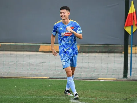 Cầu thủ Việt kiều Nga tự hào khi được khoác áo U23 Việt Nam 