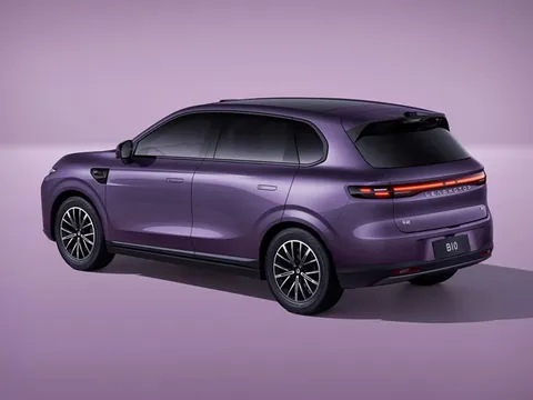 SUV hạng C công suất 217 mã lực, trang bị ấn tượng, giá gần 370 triệu đồng