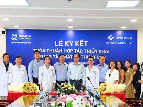 Bệnh viện Bình Định khai trương trung tâm mắt kỹ thuật cao