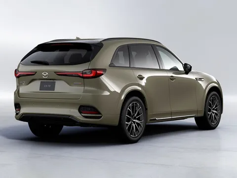Mazda CX-70 2026 trình làng, giá hơn 1,1 tỷ đồng