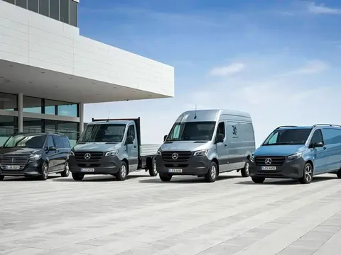 Doanh số xe Mercedes-Benz tăng mạnh trong quý III/2025