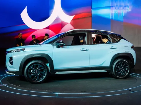 Suzuki giới thiệu SUV hoàn toàn mới tại Việt Nam, giá từ 520 triệu đồng