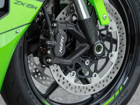 Đối thủ của Honda CBR650R ra mắt tại Việt Nam, giá 299 triệu đồng