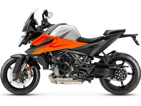 Top 10 môtô touring đáng 'đồng tiền bát gạo' nhất năm 2025: KTM 1290 Super Duke GT đứng đầu