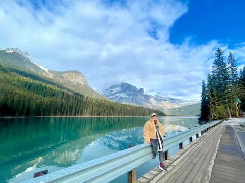 Đôi giày mòn gót – Người hướng dẫn viên kể chuyện nghề